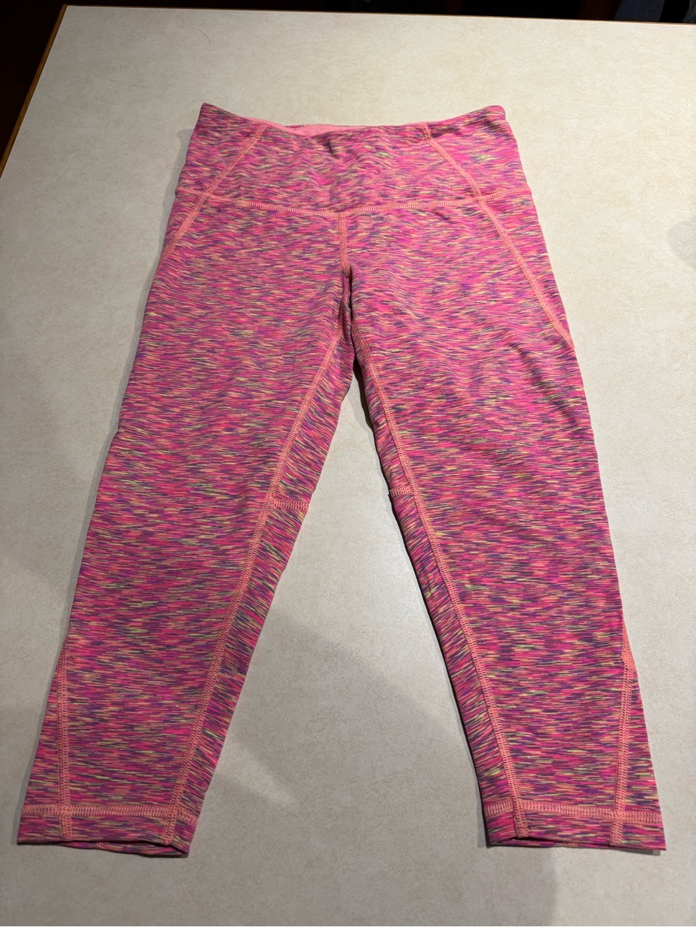 Victoria's Secret Pink Space-Dye Capri Leggings